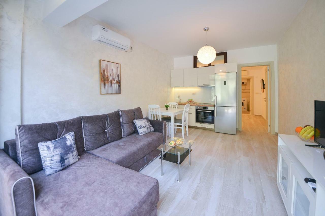 Brand New Apartments Sveti Stefan Kültér fotó